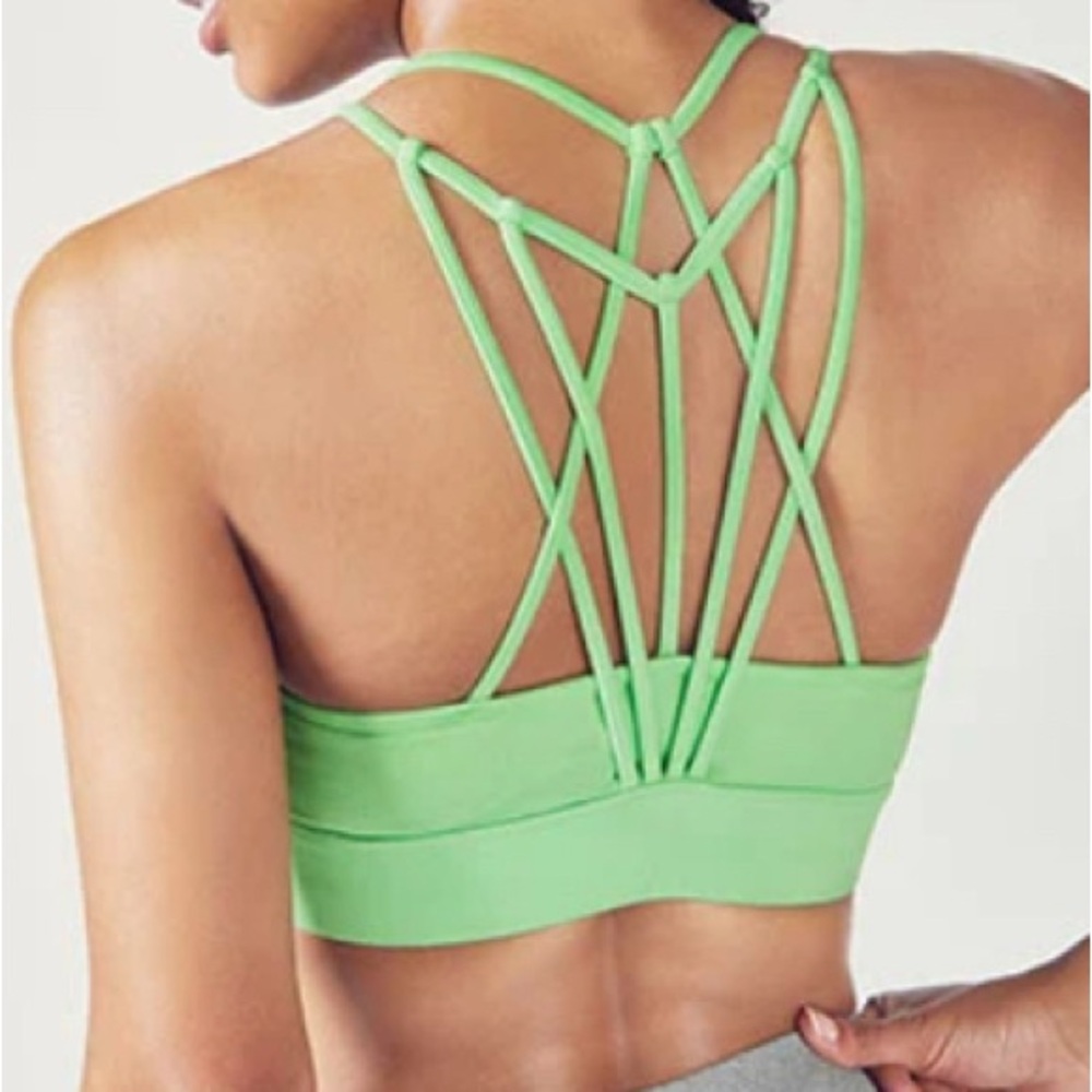 L | Fabletics Macey Sports Bra